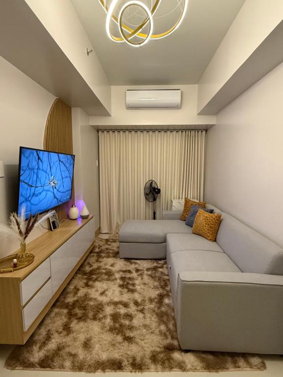 Glamorous SMDC Shore 3, 5 Star Rate BnB-Wifi-Netflix