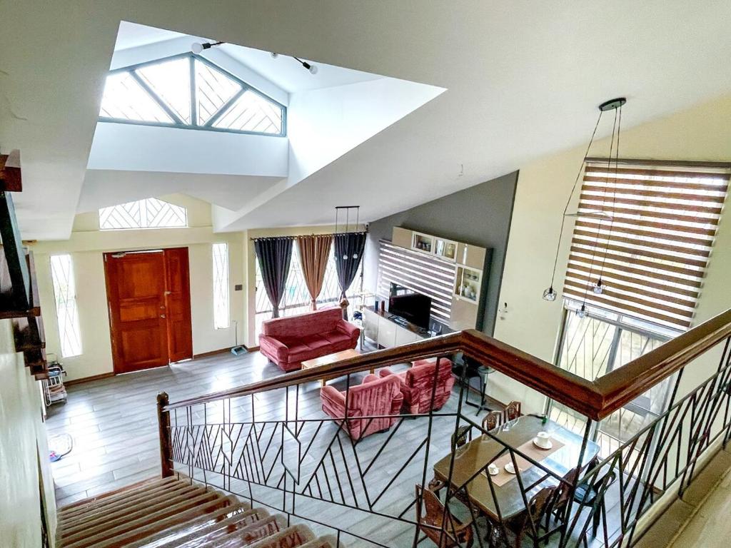 JResidences - 5 Bedrooms Cozy Home
