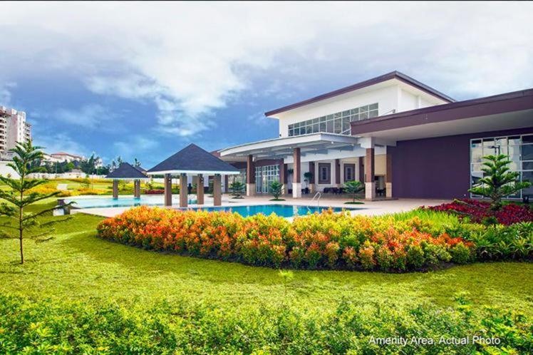JT Tagaytay Suites