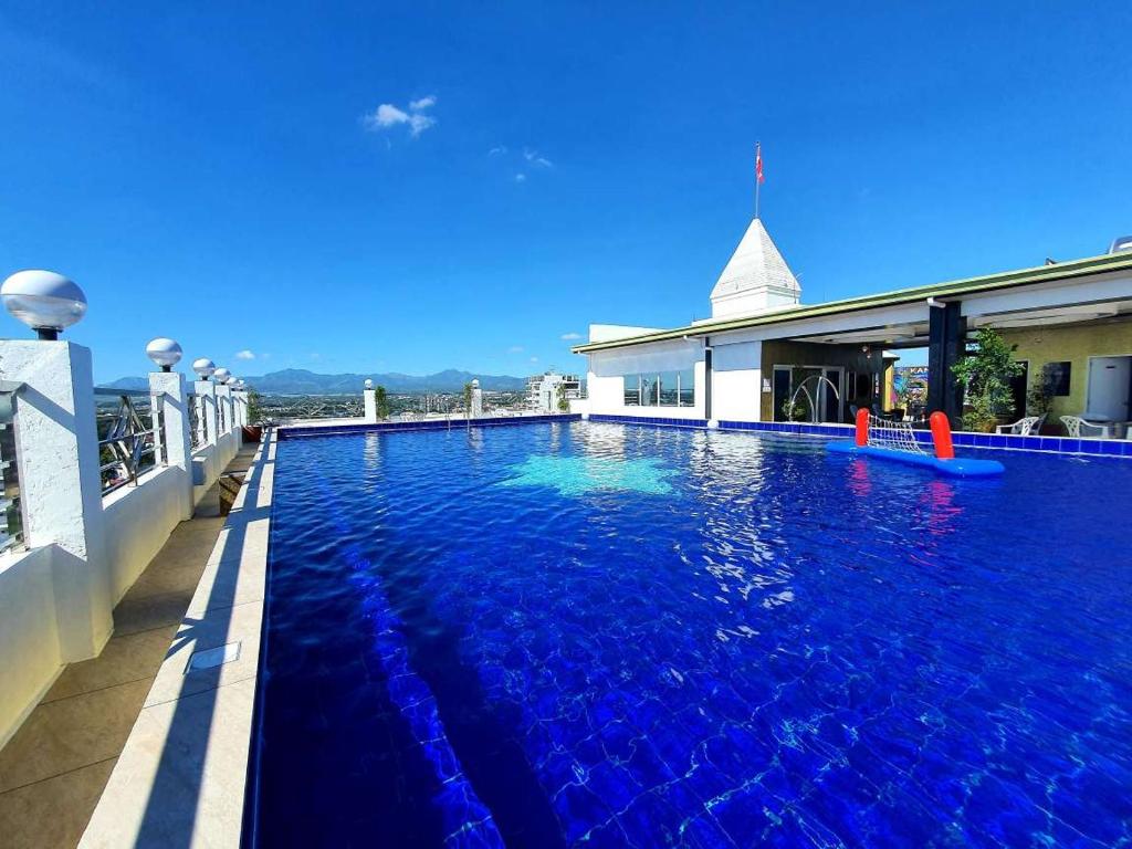 Kandi Palace