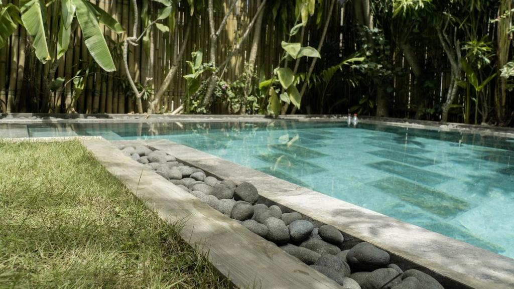 Kasiyahan house with private swimming pool