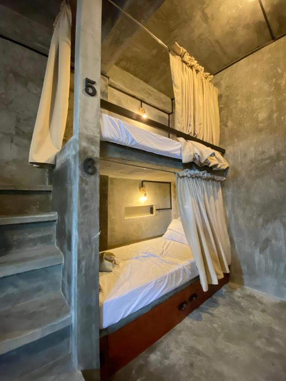 Katre Siargao - SELF CHECK-IN Budget Hostel