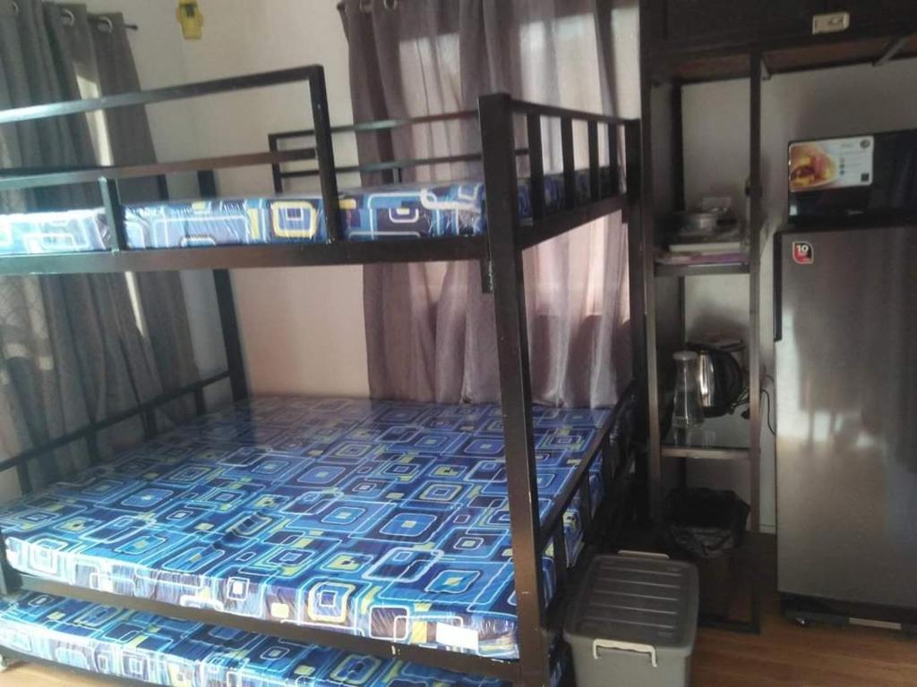 Kua's Pad Batangas Room