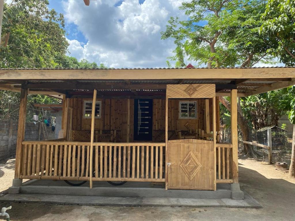 La Ahoy Rest House and Resort