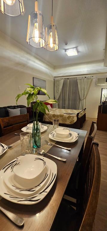 Laidback Cavern at Vinia Residences