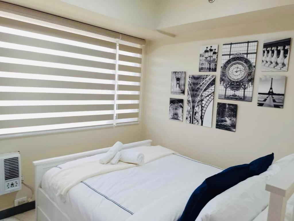 Larue cozy room in Solemare Parksuites Paranaque
