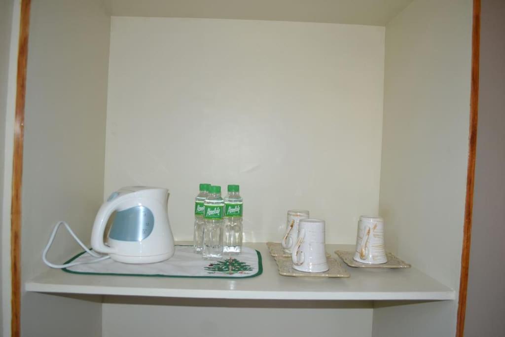 LE-ONIE's Petunia Room at City Center