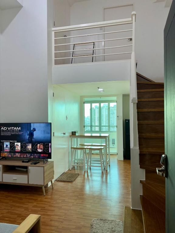 Loft-type condo in Mandaluyong with city views and parking