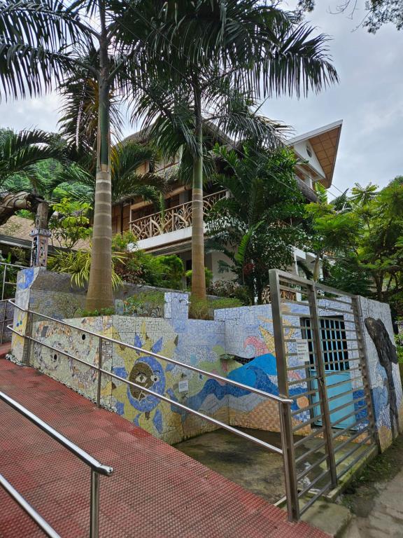 Lokal Home Hostel