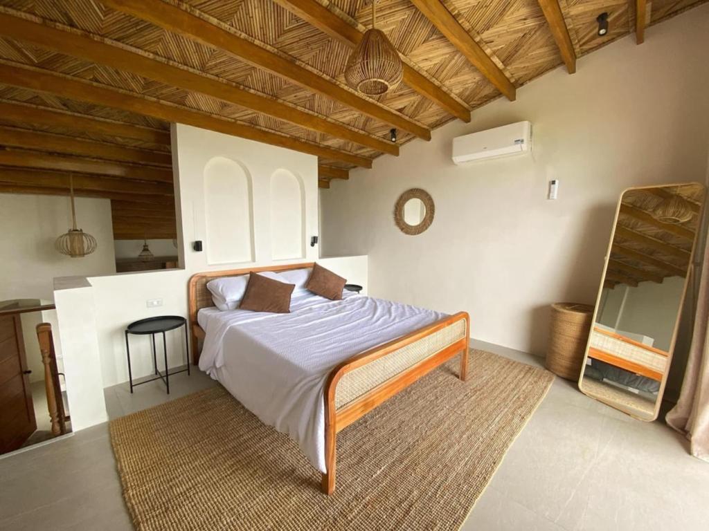Luxury Native Villa with Pool at Kalumo Resort