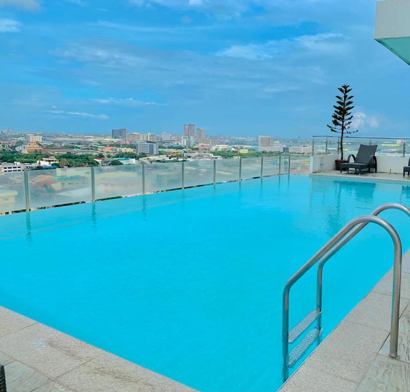 Mabolo Garden Flats 2312