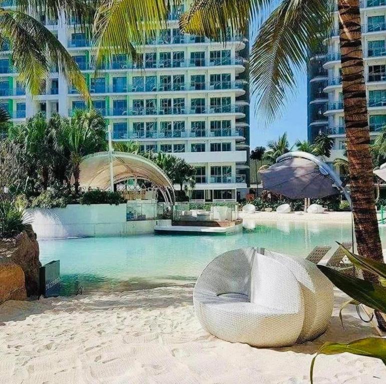 Maldives Suites, Azure Urban Resorts and Residences