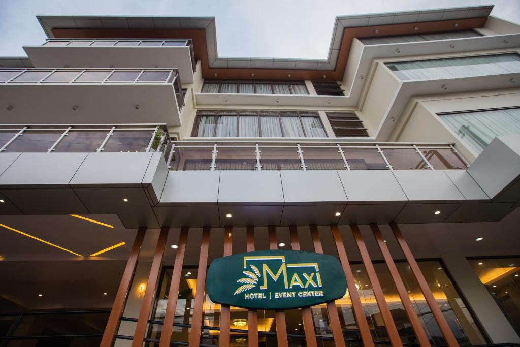 Maxi Hotel and Event Center