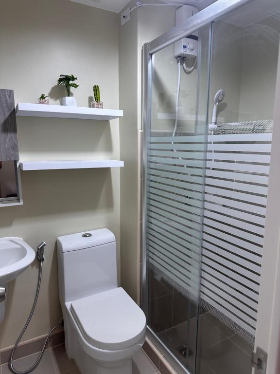 MJ Modern Minimalist Studio Unit