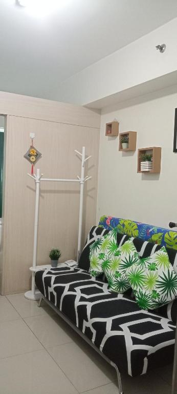 Moa Staycation pasay by mj