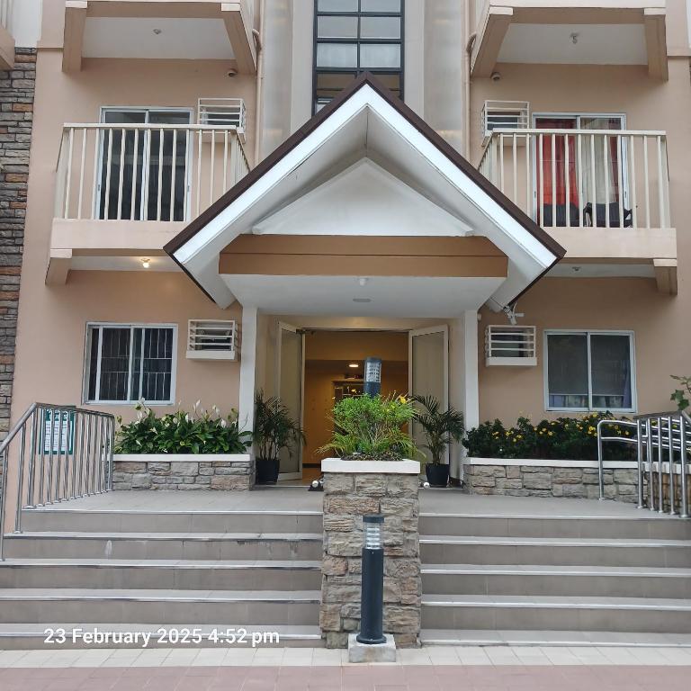Affordable 2BR Condo with WIFI near town - 201