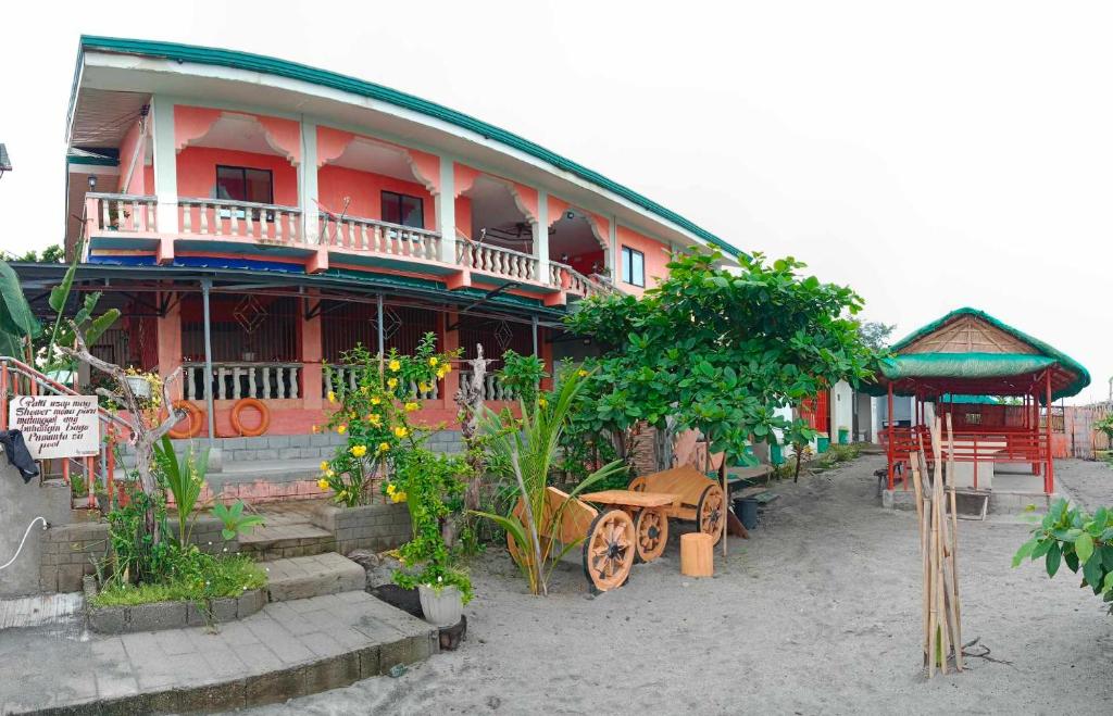 Mommy Linda Beach Resort