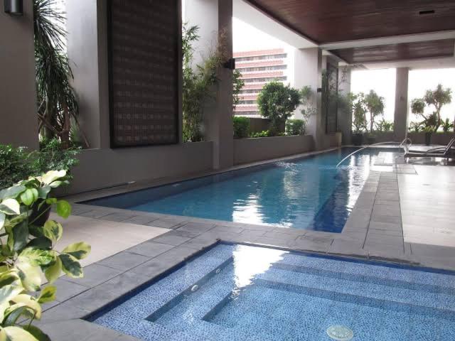 Makati Studio by Luxureich