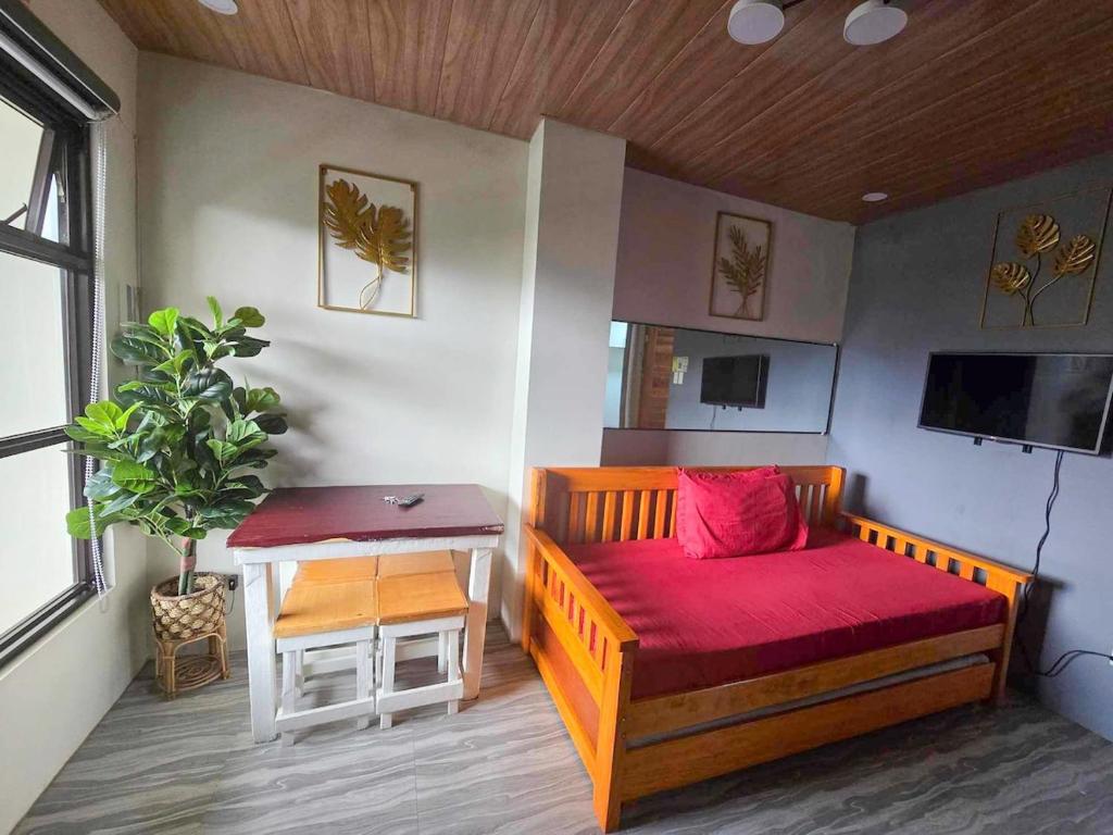 Mountain Sunctuary-F2- 2 Bedroom Unit with view