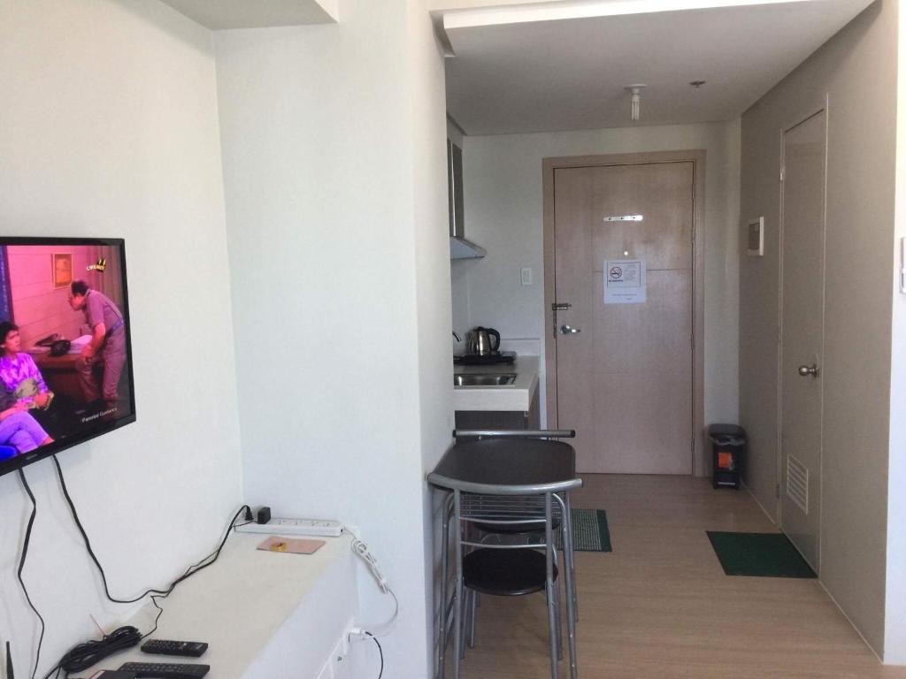 Mplace Condo Unit _ Panay Avenue, Quezon City, Philippines