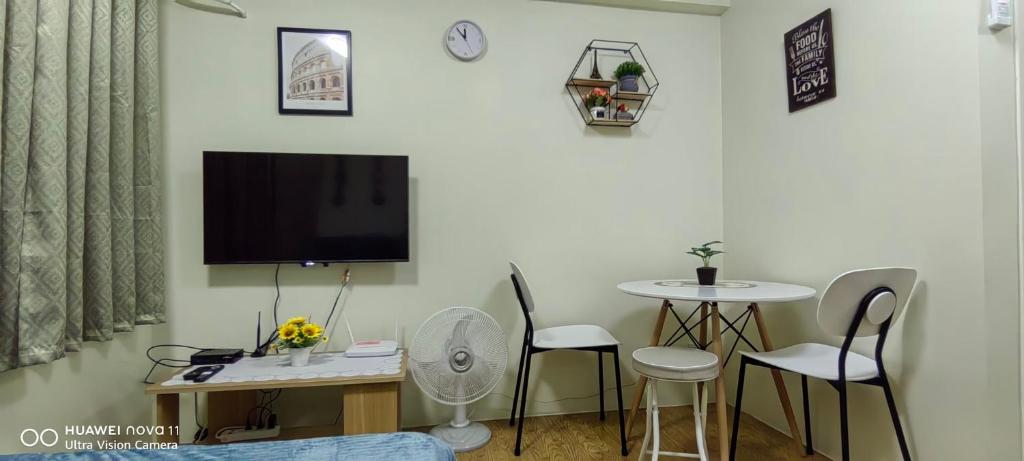MRG Place San Remo Oasis Condominium