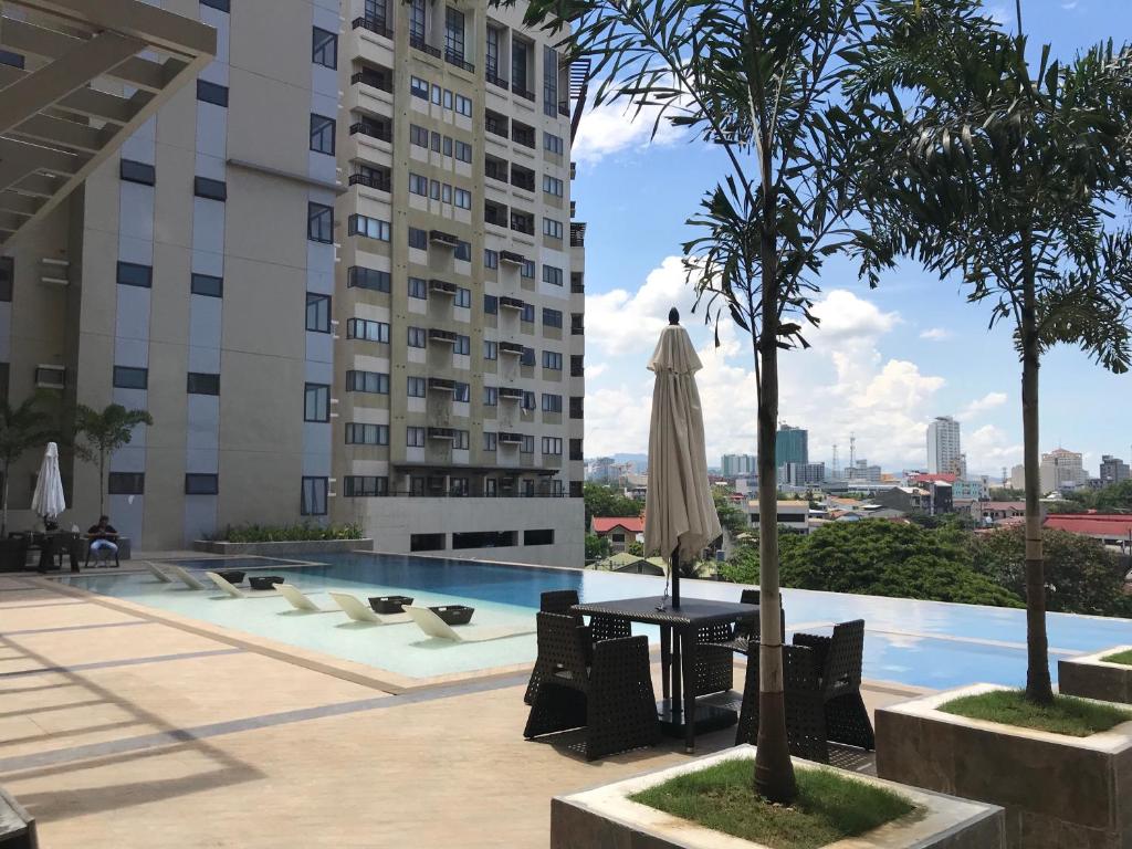 The Persimmon Studios Near Ayala and SM City Cebu