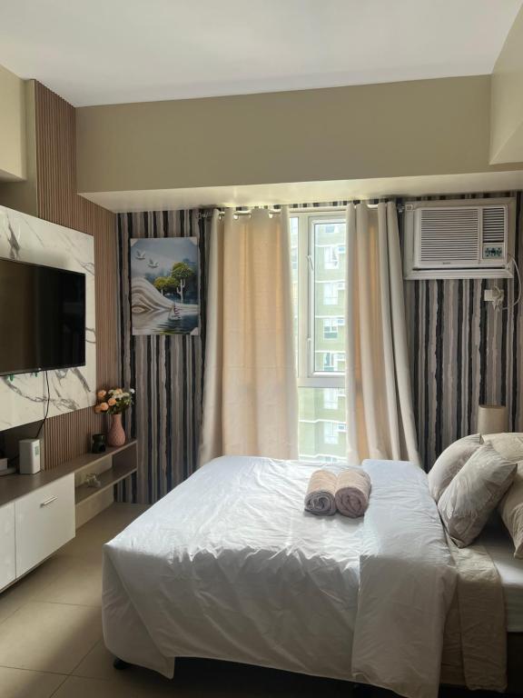 New Modern Contemporary Condo