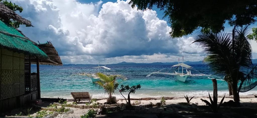 Nitasnipahut Pamilacan island