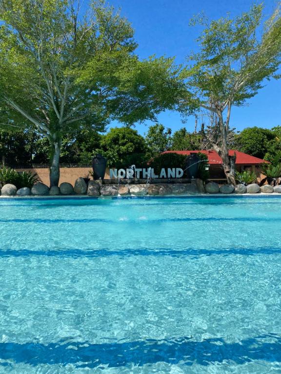 Northland Resort Hotel Manapla