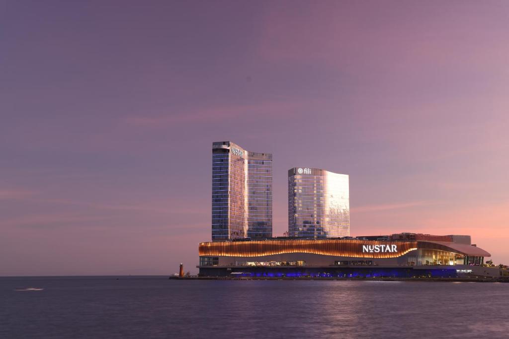 NUSTAR Hotel Cebu