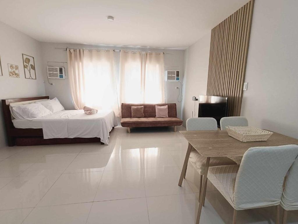 Olvera Residences