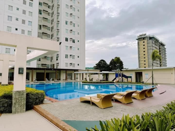 One Bedroom-Avida Tower by Villahermia Staycation Cebu
