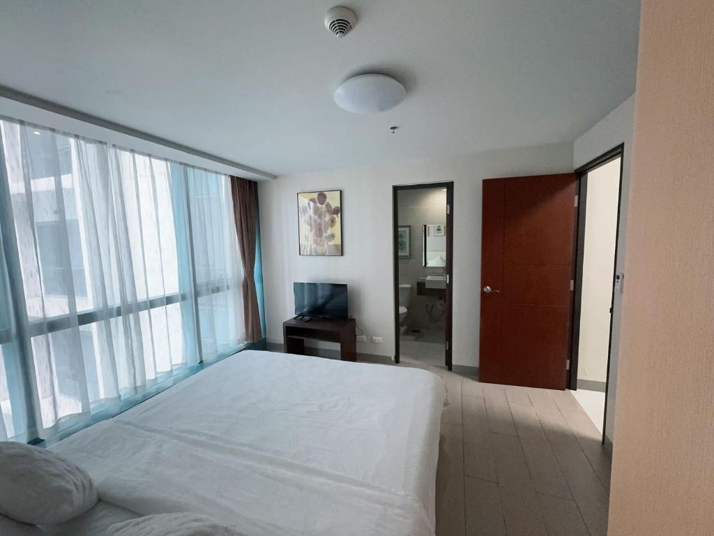 ONE UPTOWN RESIDENCES