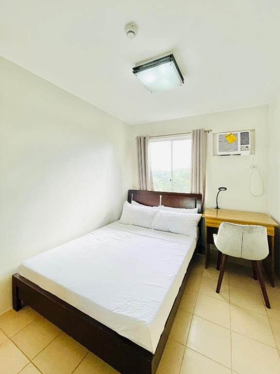 OS 5 Barkada Suite Near Esplanade