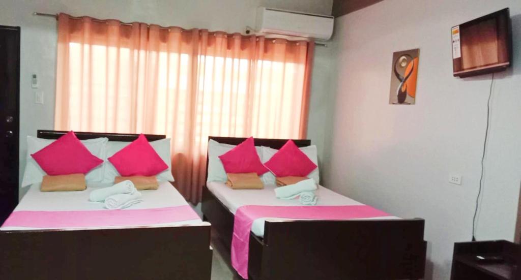 Pacifico's Hostel