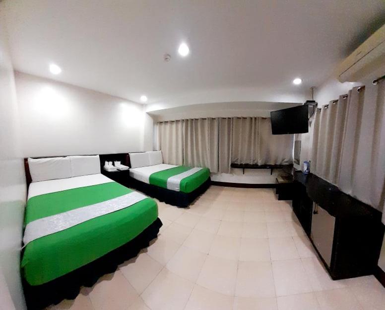 Park Avenue Residence Inn and Suites