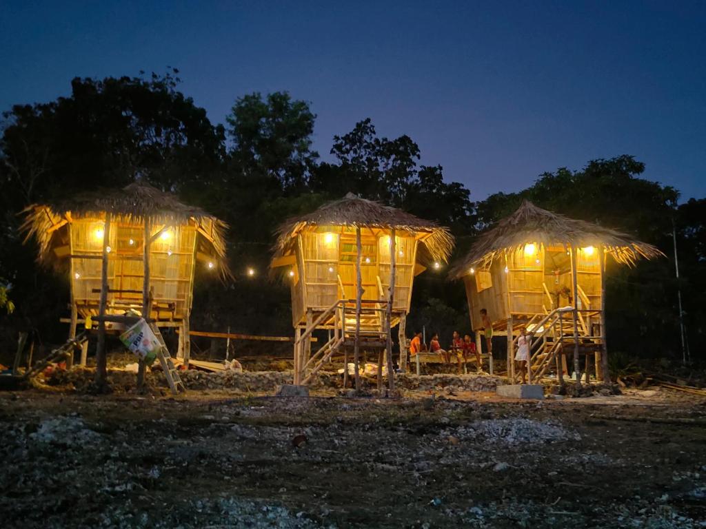 Tribu Kihud "Experience Simple Living"