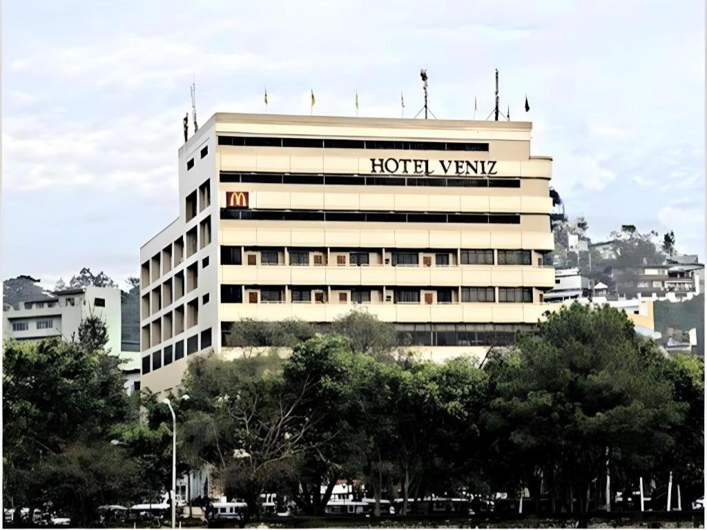 Hotel Veniz