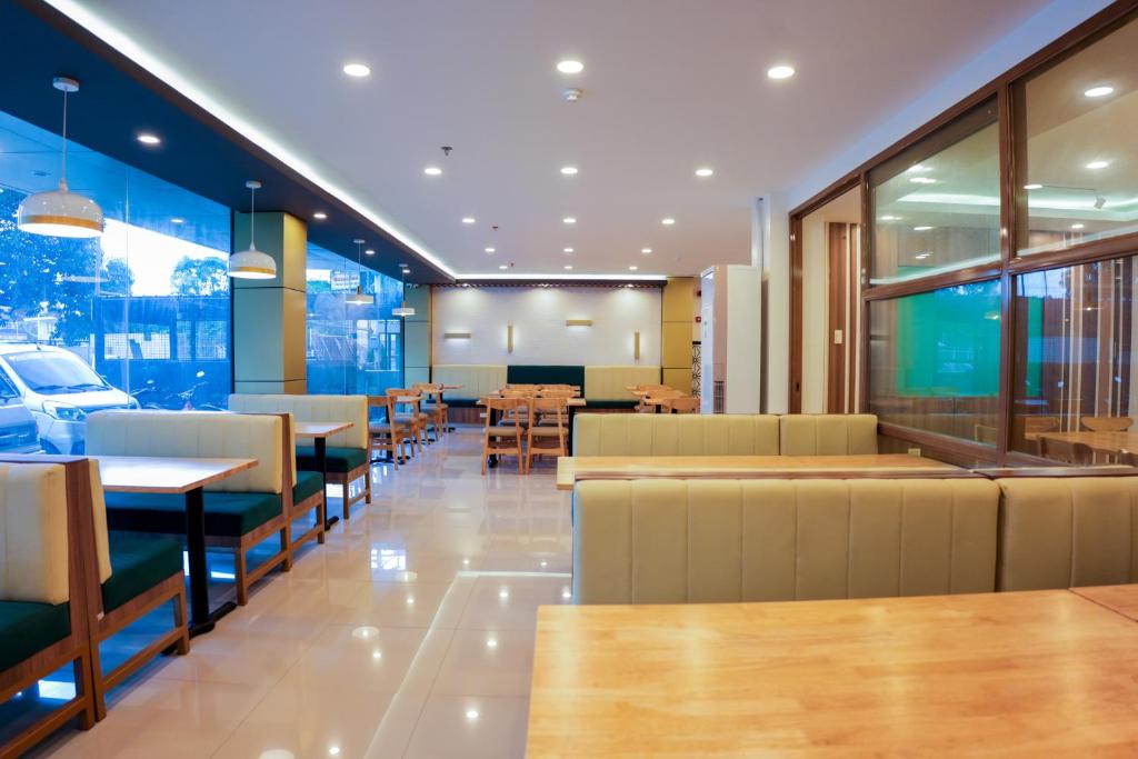 PRIMELUXE HOTEL