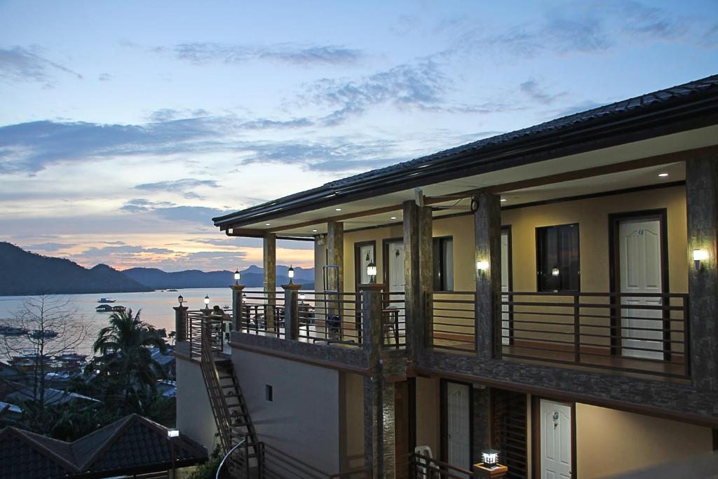 R2R Bayview Inn
