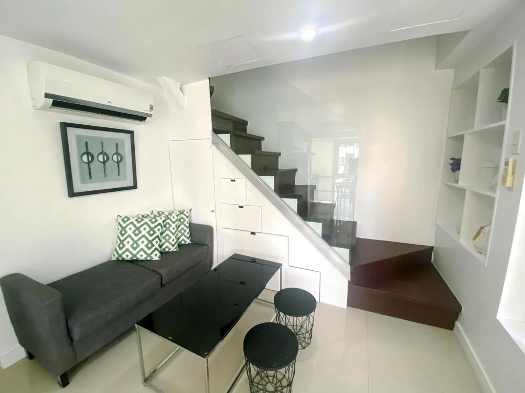 Fort Victoria 2 BR in the City