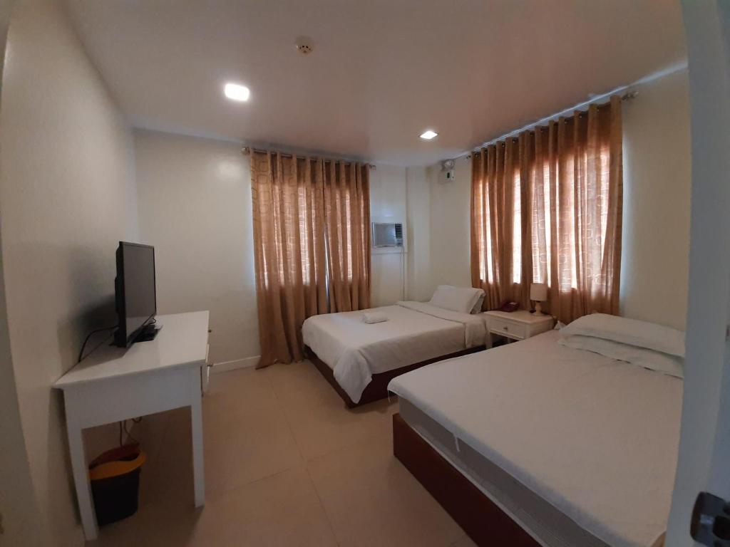 RedDoorz at Balatas Magsaysay Road Naga City