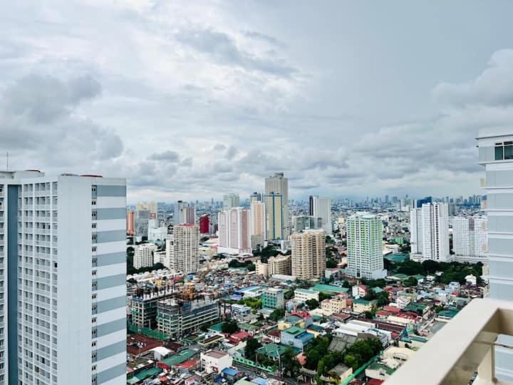 Reese Suite B at Coast Residences Pasay Manila