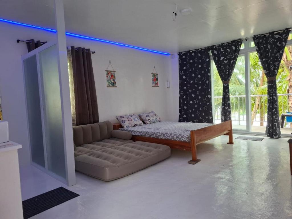 Remy's Eco house