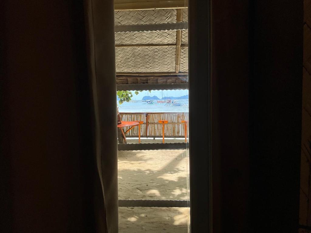 Rosies Beach House El Nido