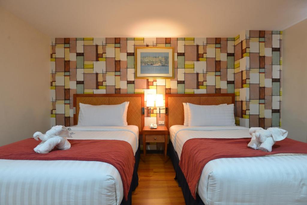 Royal Suites Condotel