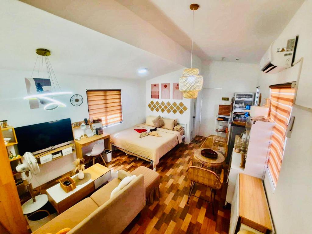 S&E-3 Tiny Guest House - Olango Island