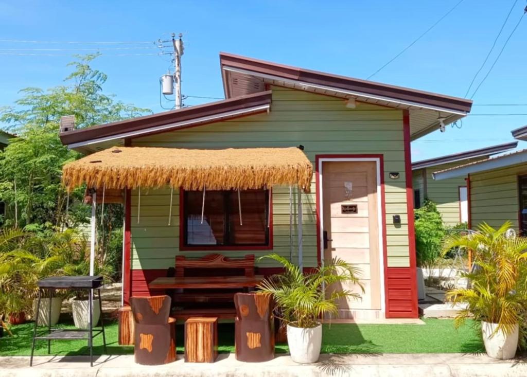 S&E-2 Tiny Guest House - Olango Island