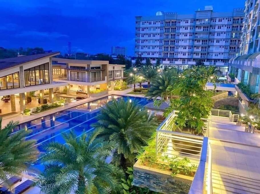 2 Bedroom Samal View with Balcony Verdon Parc