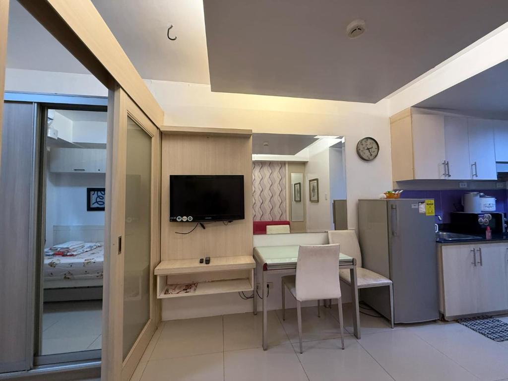 Sea Residences MOA Pasay Manila - Rose Staycation